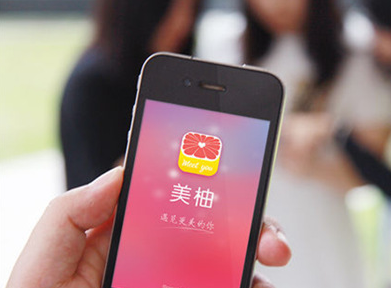 特朗普和泽连斯基在白宫公开争吵 记者会已经取消